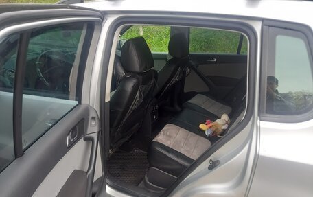 Volkswagen Tiguan I, 2010 год, 820 000 рублей, 7 фотография