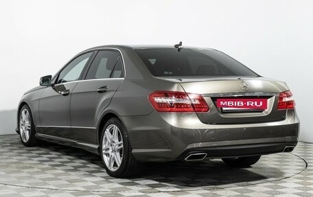 Mercedes-Benz E-Класс, 2011 год, 1 689 898 рублей, 7 фотография