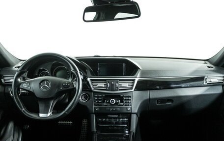 Mercedes-Benz E-Класс, 2011 год, 1 689 898 рублей, 13 фотография