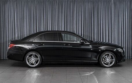 Mercedes-Benz E-Класс, 2019 год, 3 059 000 рублей, 5 фотография