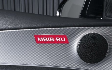 Mercedes-Benz E-Класс, 2019 год, 3 059 000 рублей, 23 фотография