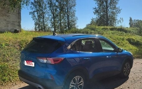 Ford Escape, 2021 год, 1 700 000 рублей, 3 фотография