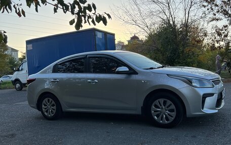 KIA Rio IV, 2017 год, 1 140 000 рублей, 2 фотография