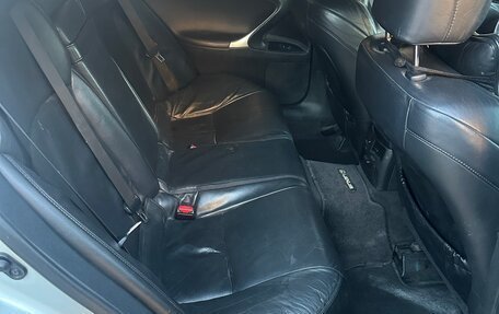 Lexus IS II рестайлинг 2, 2008 год, 650 000 рублей, 12 фотография