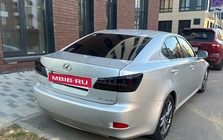 Lexus IS II рестайлинг 2, 2008 год, 650 000 рублей, 4 фотография