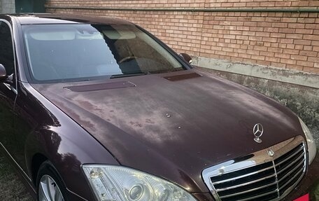 Mercedes-Benz S-Класс, 2007 год, 800 000 рублей, 1 фотография