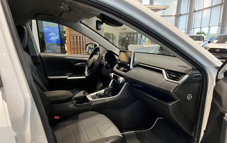 Toyota RAV4, 2021 год, 3 342 000 рублей, 15 фотография