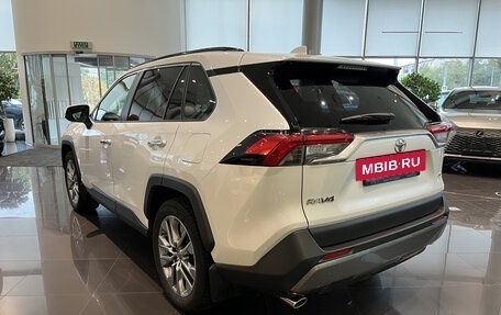 Toyota RAV4, 2021 год, 3 342 000 рублей, 11 фотография