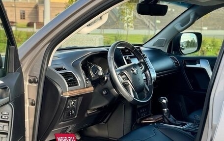 Toyota Land Cruiser Prado 150 рестайлинг 2, 2018 год, 6 750 000 рублей, 9 фотография