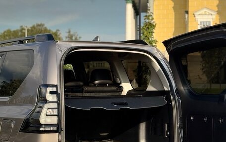 Toyota Land Cruiser Prado 150 рестайлинг 2, 2018 год, 6 750 000 рублей, 16 фотография