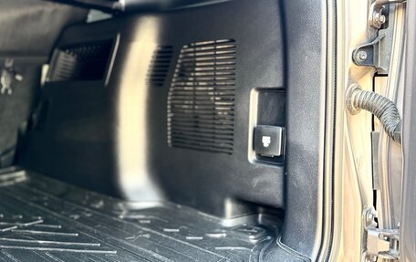 Toyota Land Cruiser Prado 150 рестайлинг 2, 2018 год, 6 750 000 рублей, 33 фотография