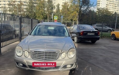 Mercedes-Benz E-Класс, 2007 год, 750 000 рублей, 2 фотография