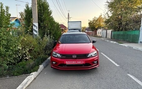 Volkswagen Jetta VI, 2017 год, 1 875 000 рублей, 2 фотография
