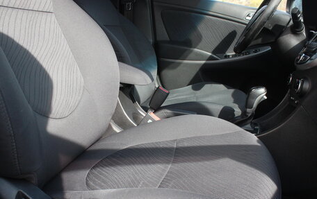 Hyundai Solaris II рестайлинг, 2014 год, 897 000 рублей, 16 фотография
