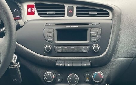 KIA cee'd III, 2015 год, 1 000 000 рублей, 14 фотография