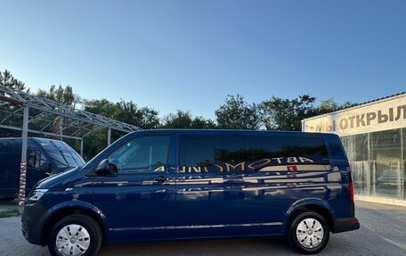 Volkswagen Transporter T6 рестайлинг, 2020 год, 4 500 000 рублей, 2 фотография