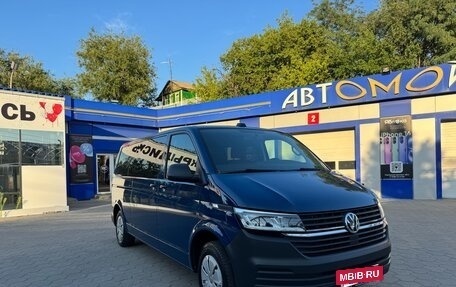 Volkswagen Transporter T6 рестайлинг, 2020 год, 4 500 000 рублей, 5 фотография