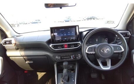 Toyota Raize I, 2021 год, 1 750 000 рублей, 5 фотография