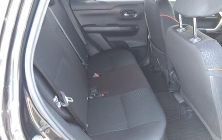 Toyota Raize I, 2021 год, 1 750 000 рублей, 6 фотография