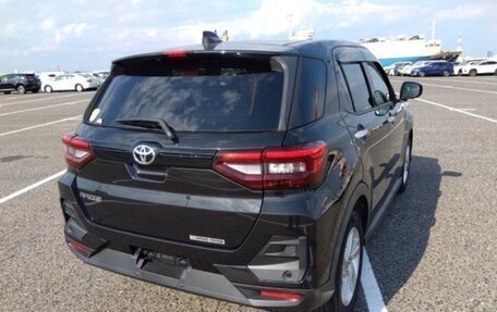 Toyota Raize I, 2021 год, 1 750 000 рублей, 2 фотография