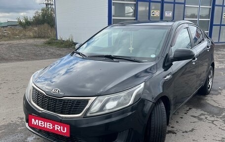 KIA Rio III рестайлинг, 2012 год, 660 000 рублей, 3 фотография