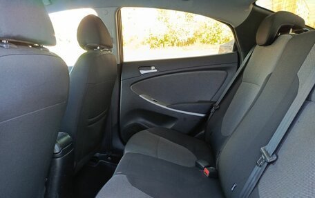 Hyundai Solaris II рестайлинг, 2012 год, 699 000 рублей, 15 фотография