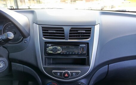 Hyundai Solaris II рестайлинг, 2012 год, 699 000 рублей, 18 фотография