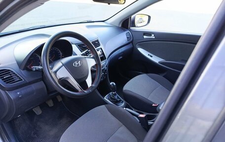 Hyundai Solaris II рестайлинг, 2012 год, 699 000 рублей, 20 фотография