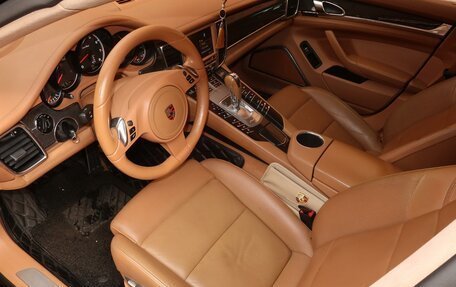 Porsche Panamera II рестайлинг, 2011 год, 2 800 000 рублей, 5 фотография