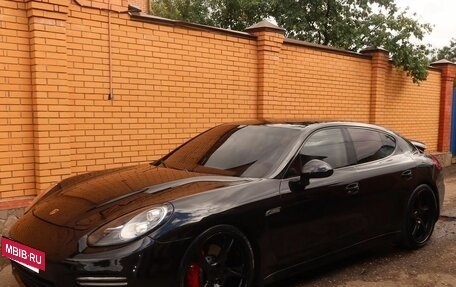 Porsche Panamera II рестайлинг, 2011 год, 2 800 000 рублей, 4 фотография