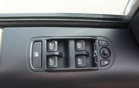 Land Rover Freelander II рестайлинг 2, 2010 год, 1 270 000 рублей, 10 фотография