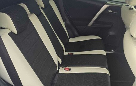 Toyota RAV4, 2015 год, 2 200 000 рублей, 9 фотография