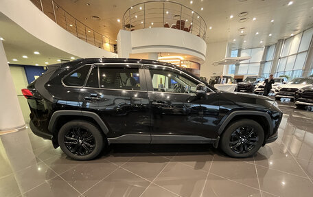 Toyota RAV4, 2021 год, 3 639 000 рублей, 8 фотография