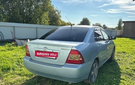 Toyota Corolla, 2004 год, 335 000 рублей, 3 фотография