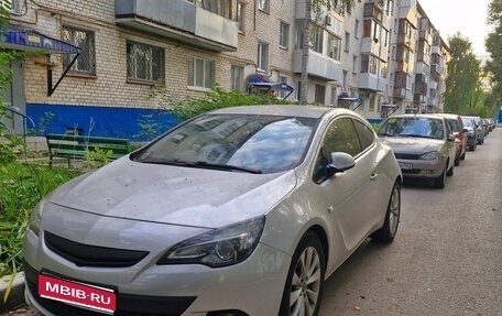 Opel Astra J, 2013 год, 700 000 рублей, 1 фотография