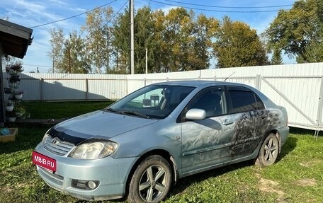 Toyota Corolla, 2004 год, 335 000 рублей, 2 фотография