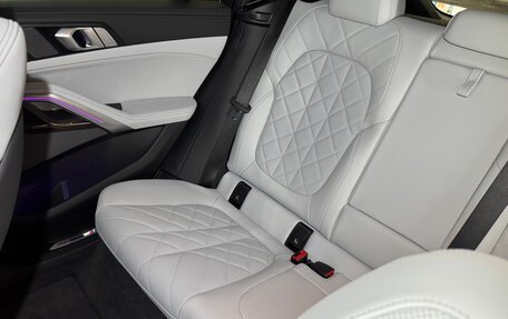 BMW X6, 2023 год, 13 050 000 рублей, 30 фотография