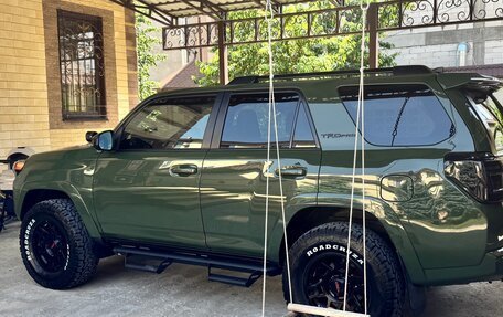 Toyota 4Runner V, 2020 год, 4 650 000 рублей, 3 фотография