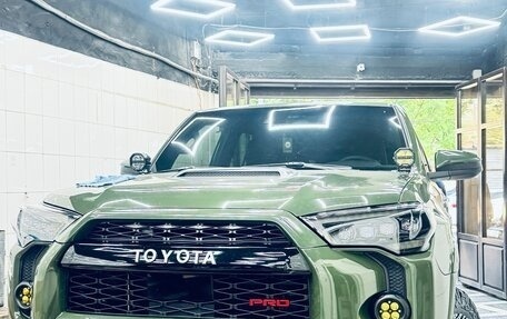 Toyota 4Runner V, 2020 год, 4 650 000 рублей, 2 фотография