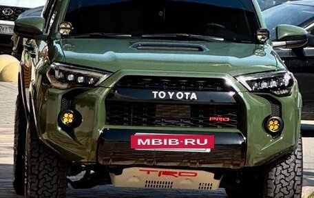 Toyota 4Runner V, 2020 год, 4 650 000 рублей, 4 фотография