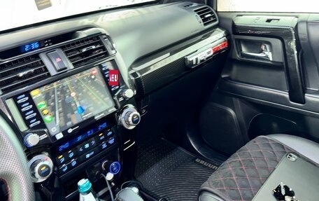 Toyota 4Runner V, 2020 год, 4 650 000 рублей, 14 фотография