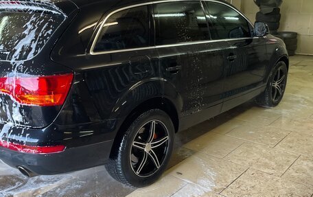 Audi Q7, 2007 год, 1 100 000 рублей, 24 фотография