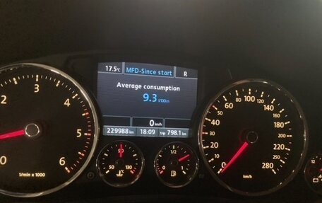 Volkswagen Touareg III, 2009 год, 1 700 000 рублей, 2 фотография
