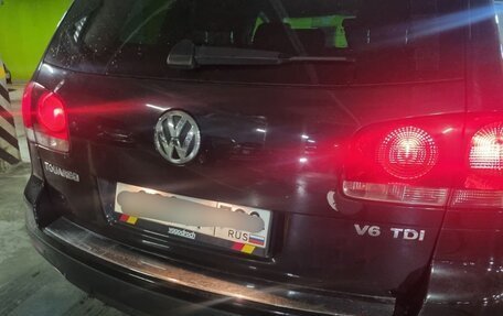 Volkswagen Touareg III, 2009 год, 1 700 000 рублей, 4 фотография