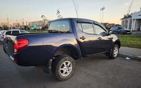 Mitsubishi L200 IV рестайлинг, 2011 год, 835 000 рублей, 6 фотография