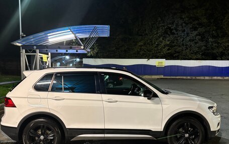 Volkswagen Tiguan II, 2019 год, 2 600 000 рублей, 4 фотография