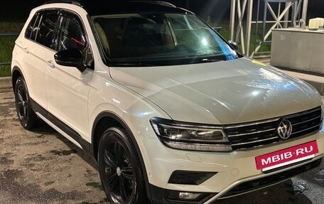 Volkswagen Tiguan II, 2019 год, 2 600 000 рублей, 5 фотография