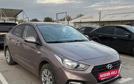 Hyundai Solaris II рестайлинг, 2019 год, 1 400 000 рублей, 2 фотография