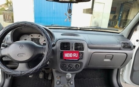 Renault Clio III, 2001 год, 400 000 рублей, 8 фотография