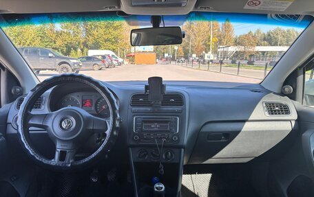 Volkswagen Polo VI (EU Market), 2011 год, 625 000 рублей, 5 фотография